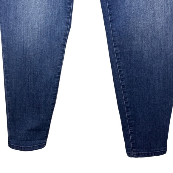Democracy Ab Solution Skinny Jeans – Plus Size 18W, Mid Rise, Blue Stretch Denim - Picture 3 of 7